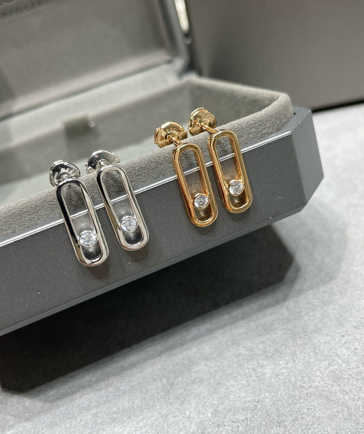 [Aura Jewels]MOVE UNO SMALL 1 DIAMOND EARRINGS