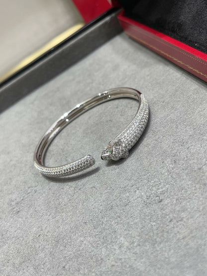 ¡®Aura Jewels¡¯PANTHERE FULL DIAMOND OPEN BRACELET