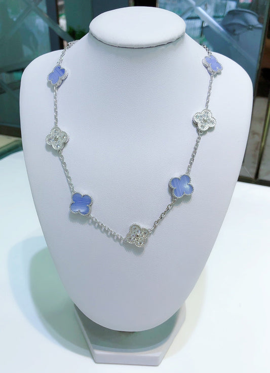 ¡®Aura Jewels¡¯CLOVER 10 MOTIFS CHALCEDONY DIAMONDS SILVER NECKLACE