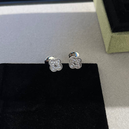 ¡®Aura Jewels¡¯CLOVER MINI DIAMOND STUD EARRINGS