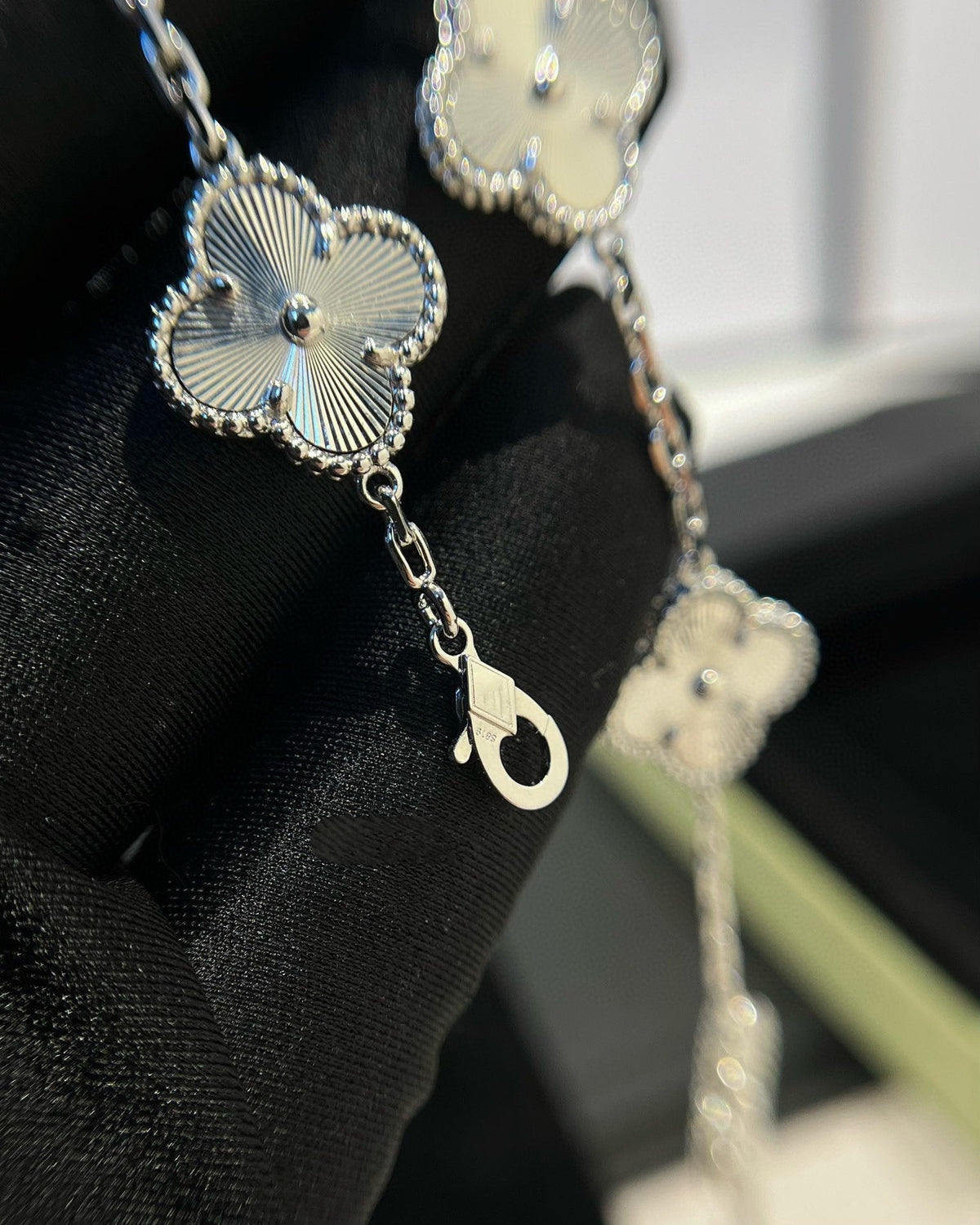 [Aura Jewels]New  CLOVER 5 MOTIF LASER BRACELET COLLECTION